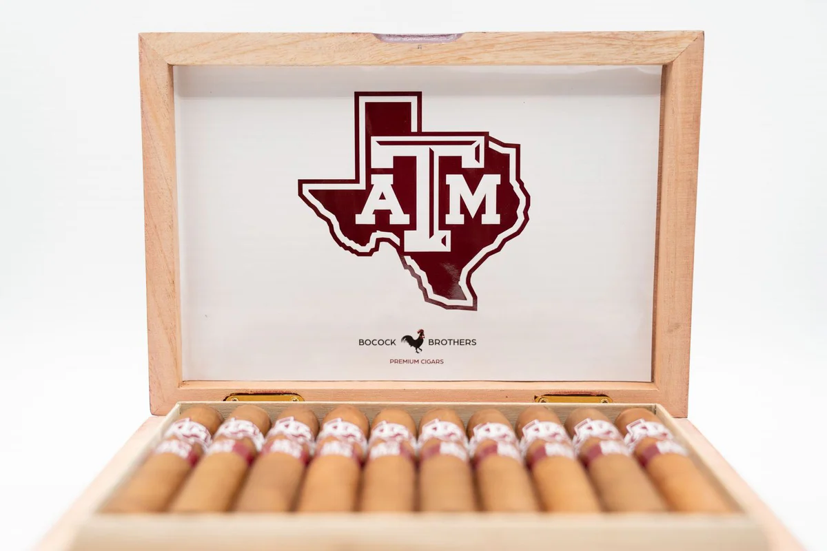 Aggie Maroon Habano